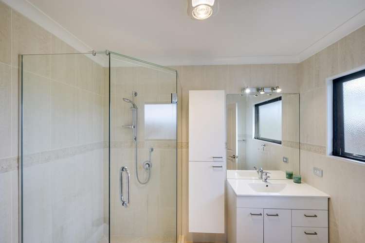 2 The Croft Havelock North_12