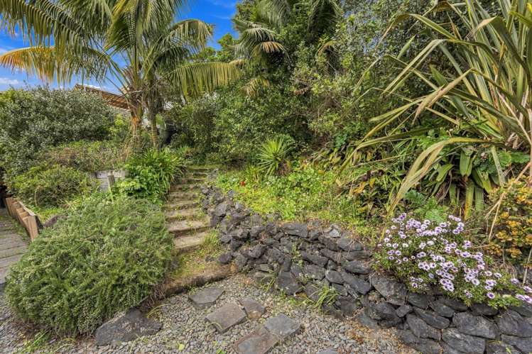 36 Oakwood Grove Eastern Beach_20