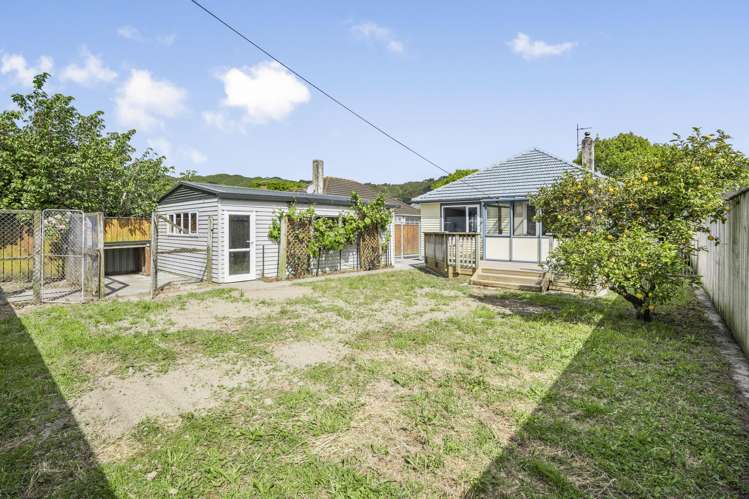 17 Chapman Crescent Naenae_17