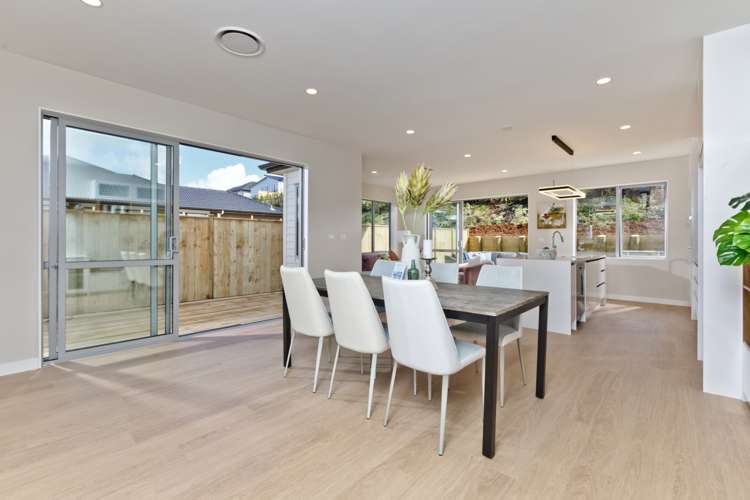 111 Colonial Drive Silverdale_13