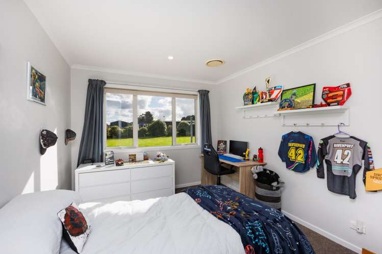 106 Reid Line East Aorangi_14