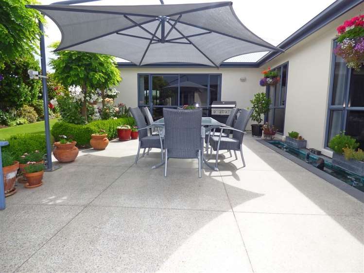 6 Becmead Drive Harewood_17