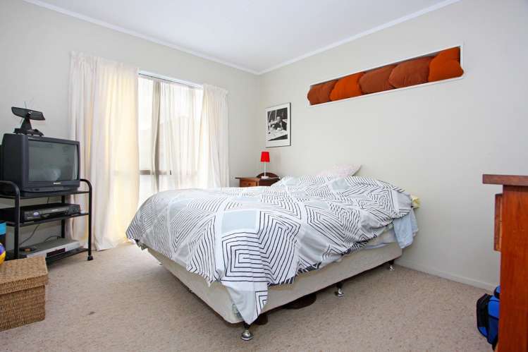 59 Maplesden Drive Clendon Park_8