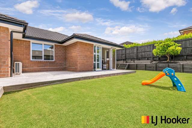 39 Sunningdale Street Wattle Downs_4