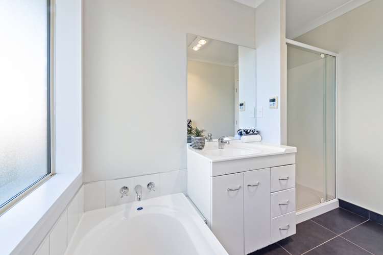 7 Antonia Place Aidanfield_17