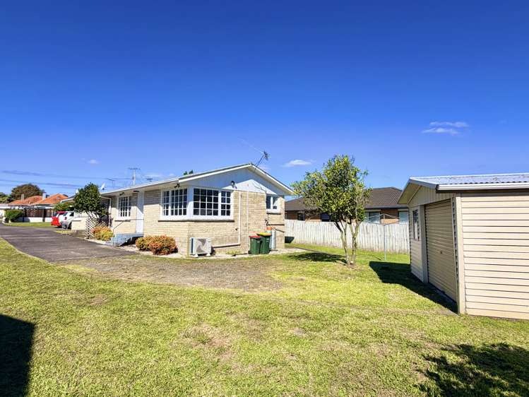 1/126 Porchester Road Papakura_3