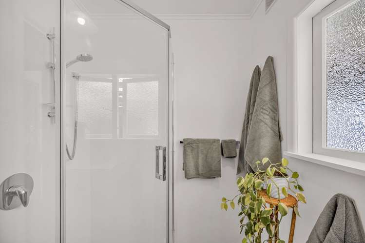 22 Darwin Crescent Maraenui_14