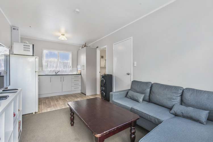 326 Roscommon Road Clendon Park_16