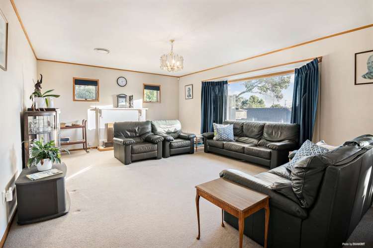 2/3 Moana Avenue Belmont_9