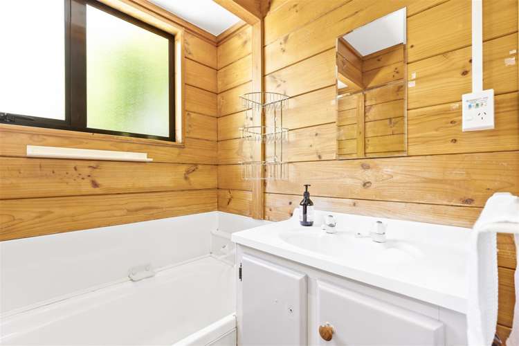 24 Wiremu Street Redwood_13