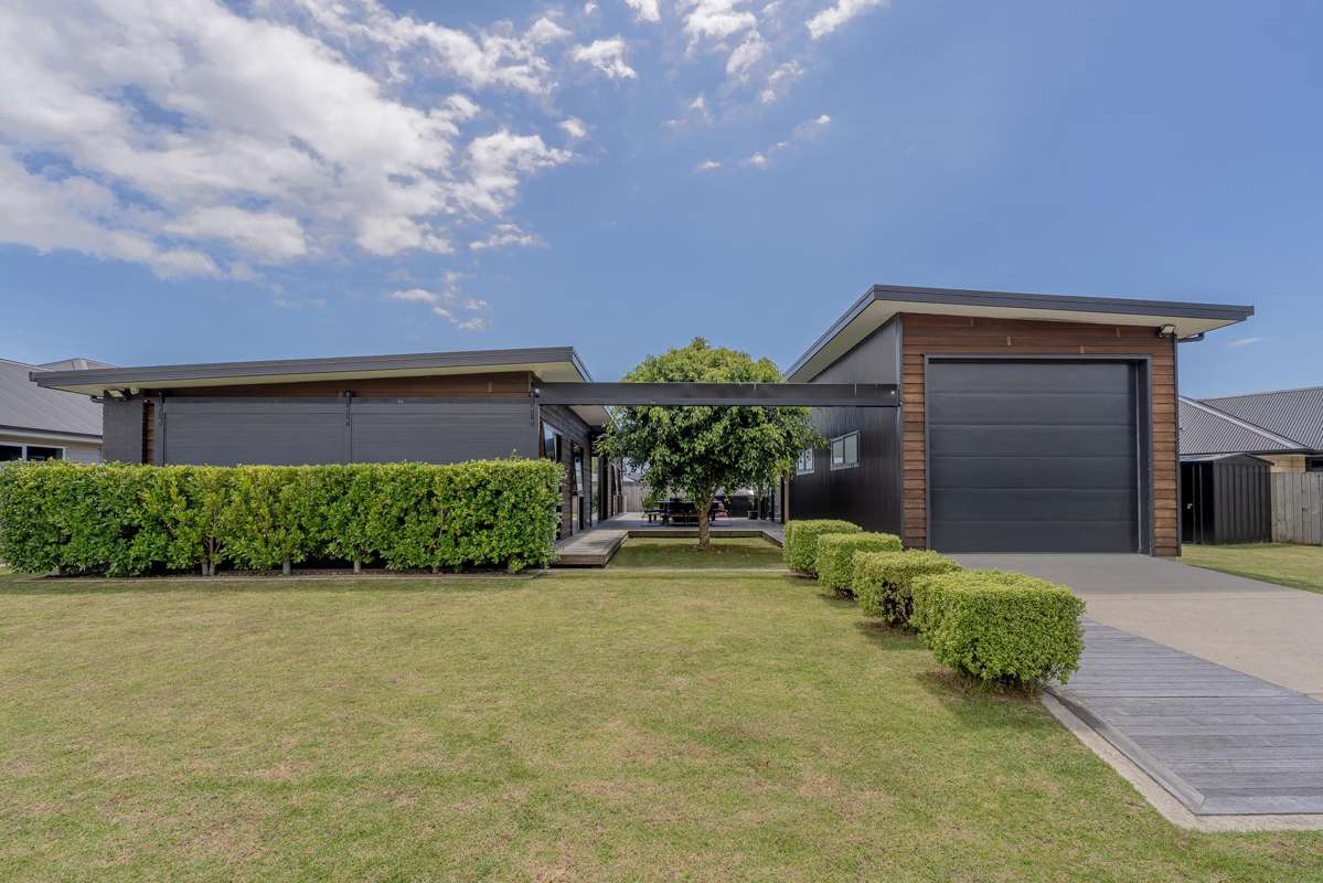 31 Longreach Drive_0