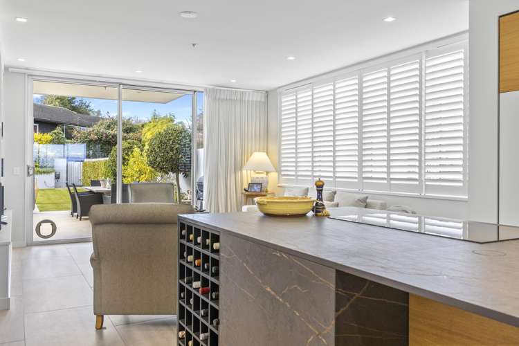 9/110 Lake Terrace Taupo_8