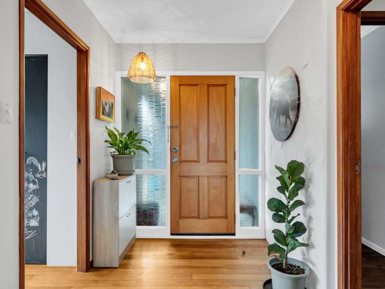 14 Brightside Road Stanmore Bay_10