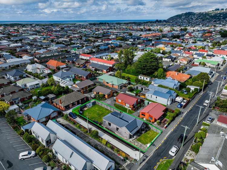 23 Oxford Street South Dunedin_24