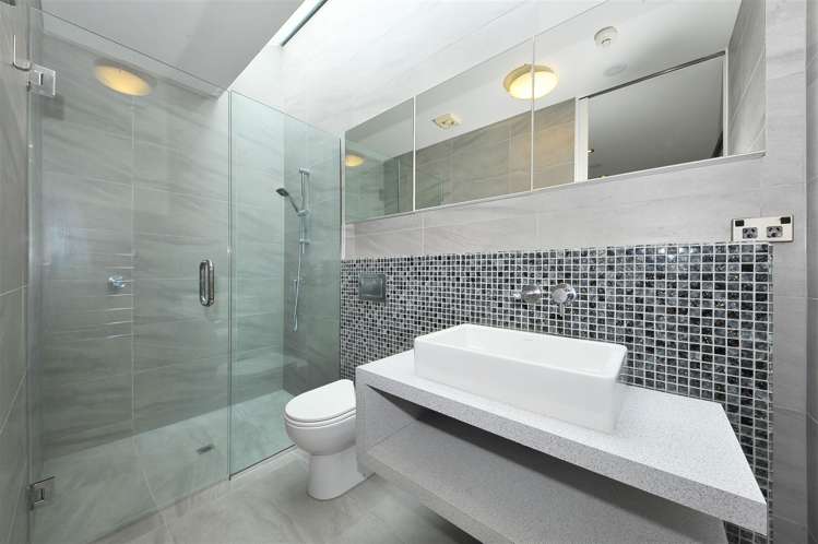 3/8a Settlers Crescent Ferrymead_11