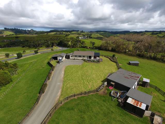 7 Kaipara Lake Road South Head_1