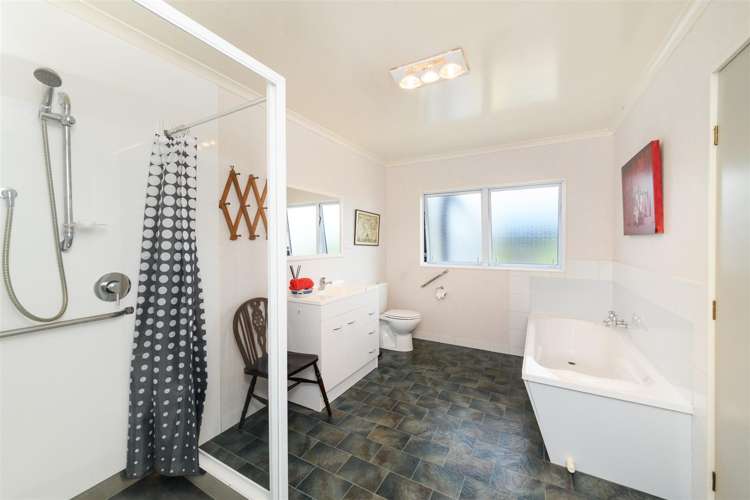 17 Barnett Drive Marton_30