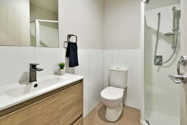 214 Hill Road The Gardens_12