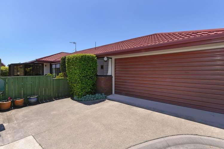 15 De Cesare Way The Wood_17