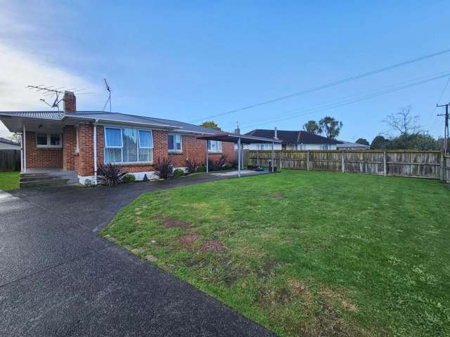 Solid 3-Bedroom Brick & Tile Home - Great Location!
