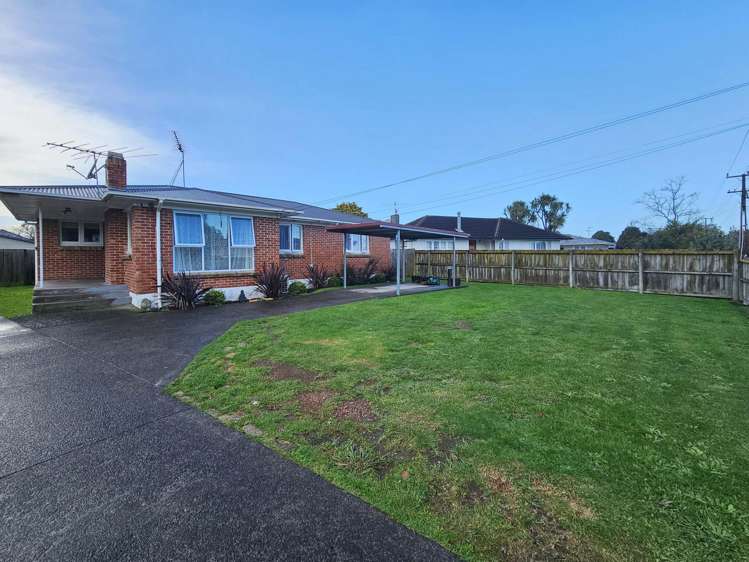 24 Sutton Crescent_0