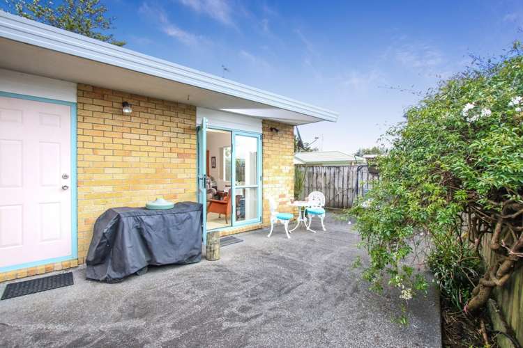 4a Brandon Road Glen Eden_14
