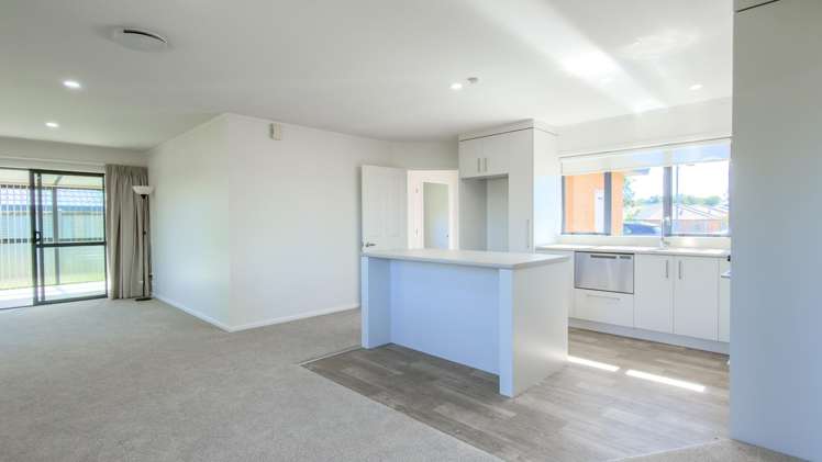 27 Rangiura Place_3