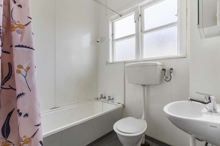 21 Kurahaupo Street Orakei_9