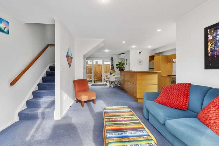 4/14A Glenmore Street Thorndon_2