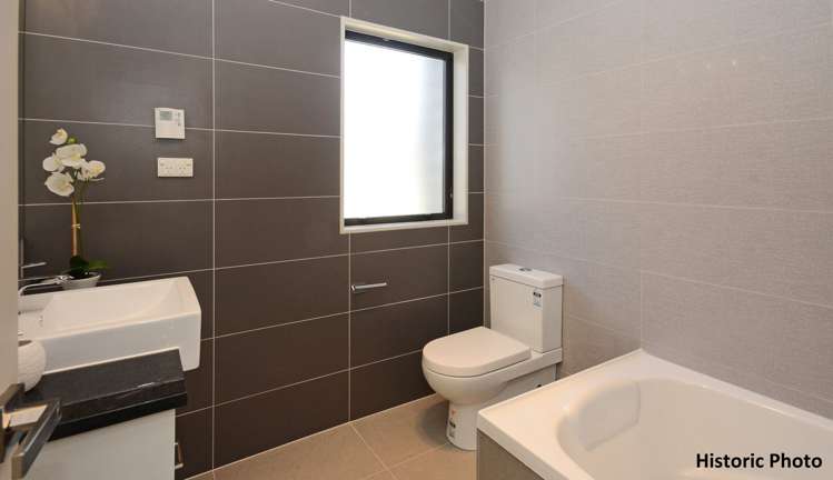 20 Marwan Crescent The Gardens_11