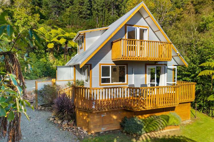 34 McCormicks Road Whatamango Bay_25