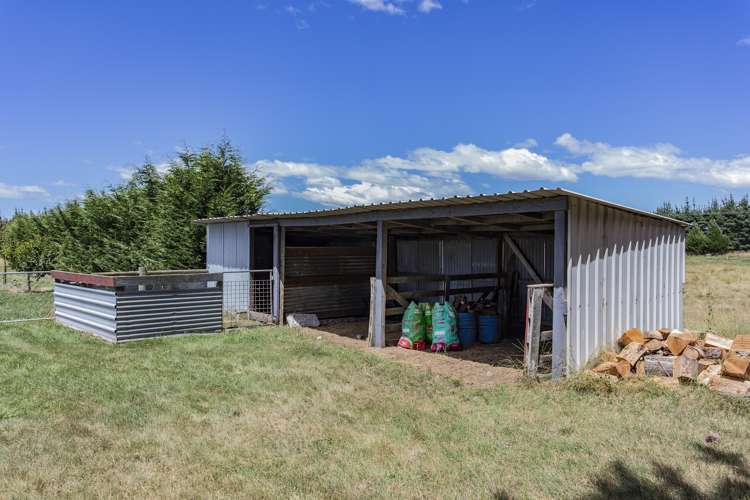 2570 South Eyre Road West Eyreton_18