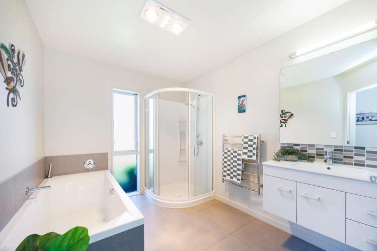 25 Paradise Avenue Feilding_16