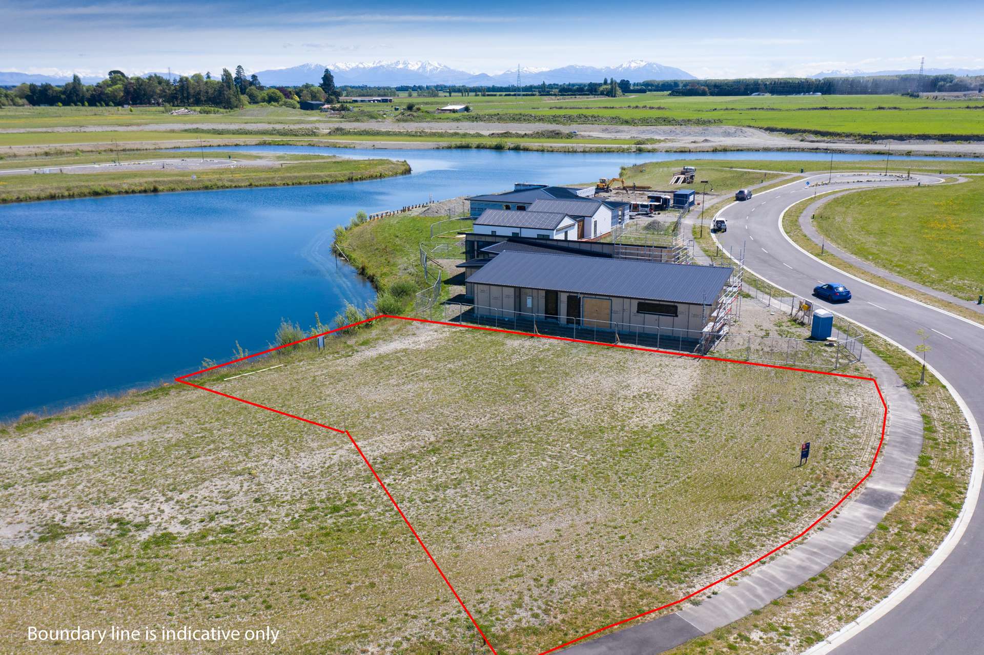 Lot 121 Bridgewater Quay Lake Hood_0