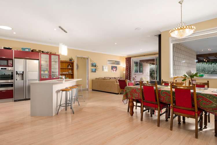 6 Horsley Grove Pyes Pa_7