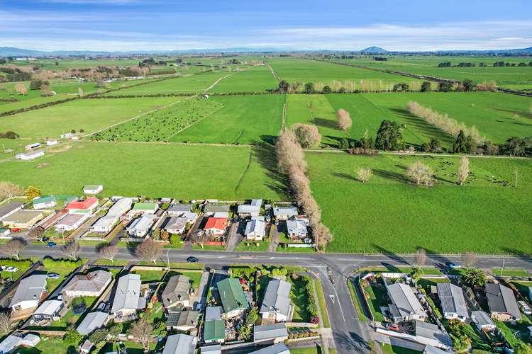 2 Rhonda Avenue Deanwell_13