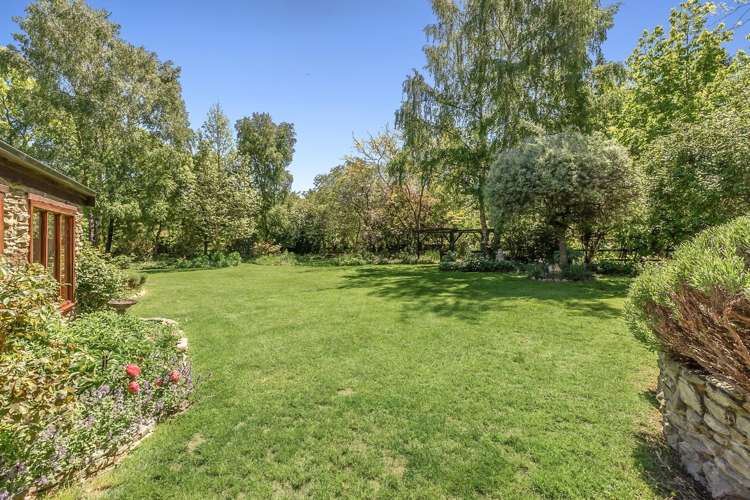 426 Aubrey Road Wanaka_6