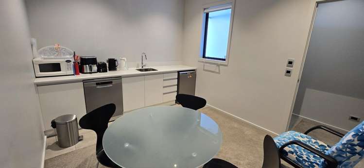 324 Broadway Avenue Palmerston North_11