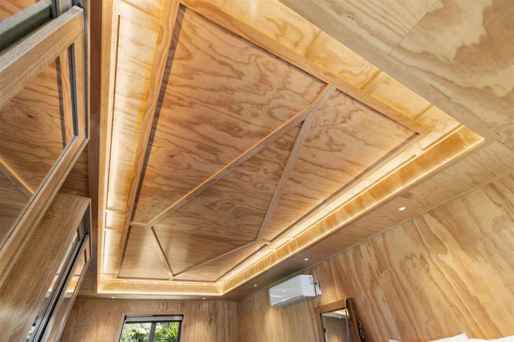 20 Cook Street Carters Beach_26