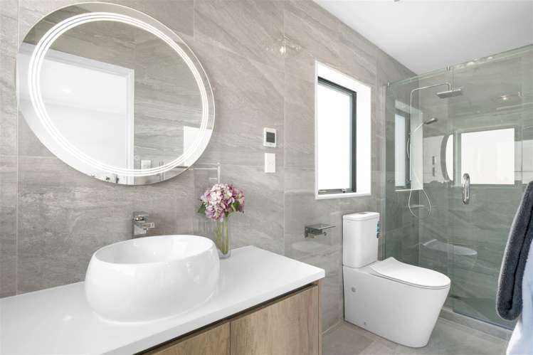 19 Aklander Rise Flat Bush_15