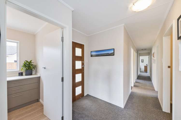 5 Humphries Place Awapuni_11