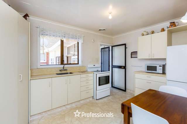 4/69 Ararino Street Trentham_2