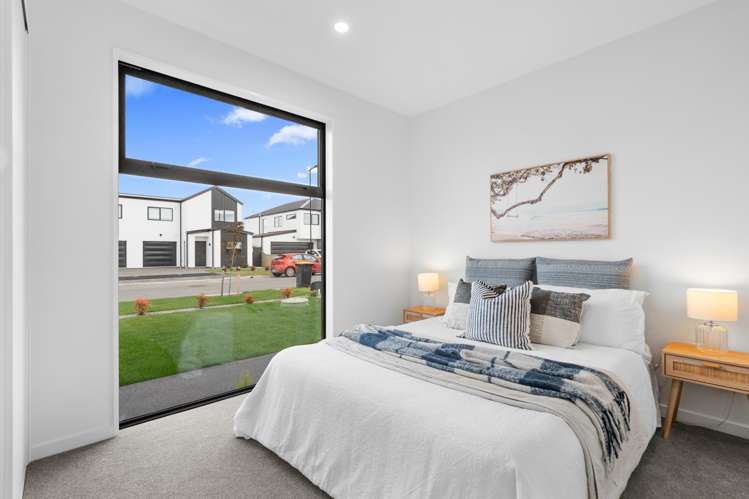 13 Samantha Lawry Road Wigram_9