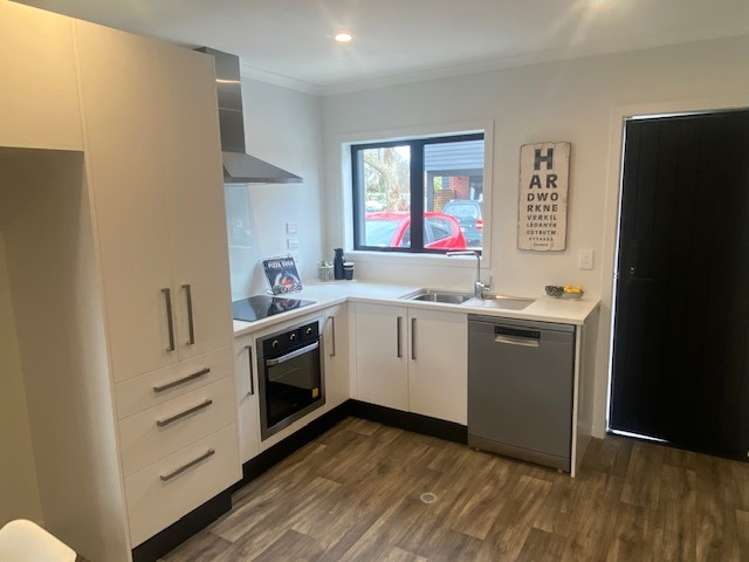 11/61 Albert Street 1074_5