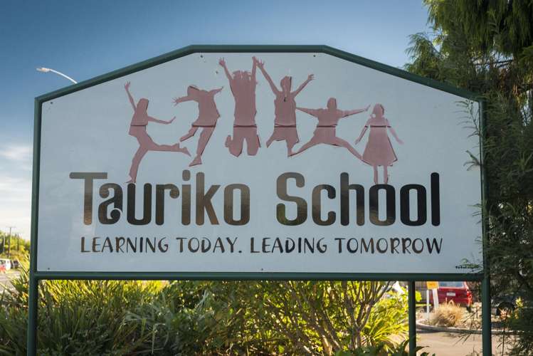 5 Lanyard Street Pyes Pa_19