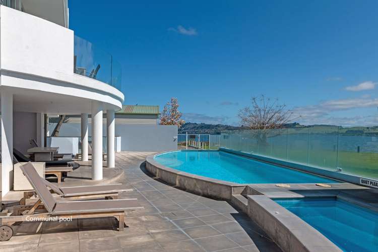 5/2 Lowell Place Waipahihi_15