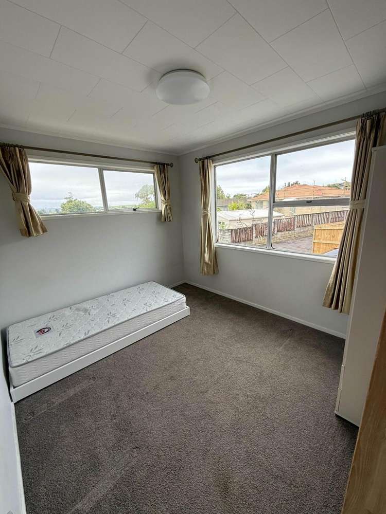22 Harford Place Pakuranga Heights_11