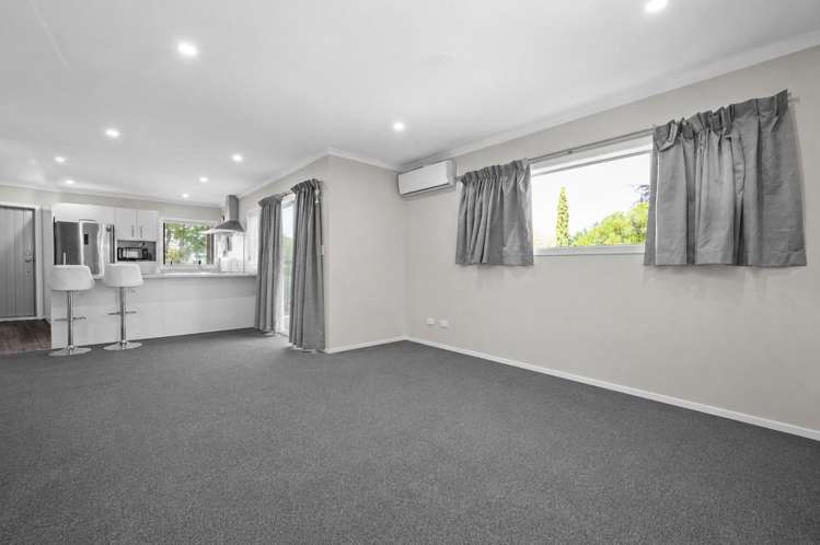 1/120 Mahoe Street_3