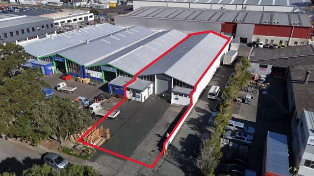 Cost Effective Penrose Warehouse