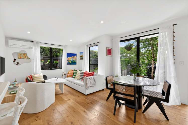 1/4 Glen Atkinson Street St Heliers_1